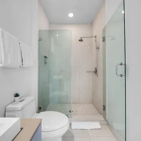 Wake Up To The Sound Of Waves In A Stylish Condo In A Luxury Resort Hollywood Exterior photo
